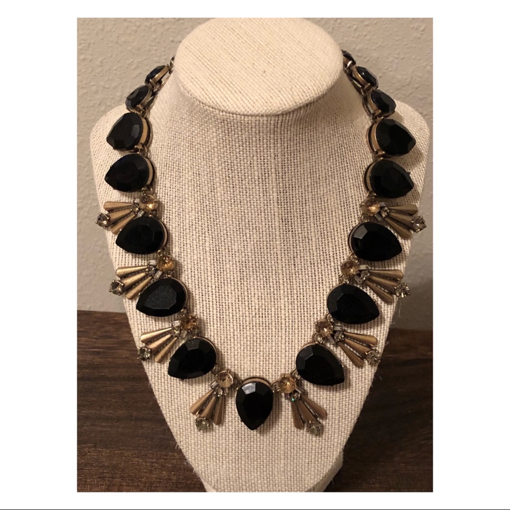 Chloe + Isabel Deco Fanfare Teardrop Necklace